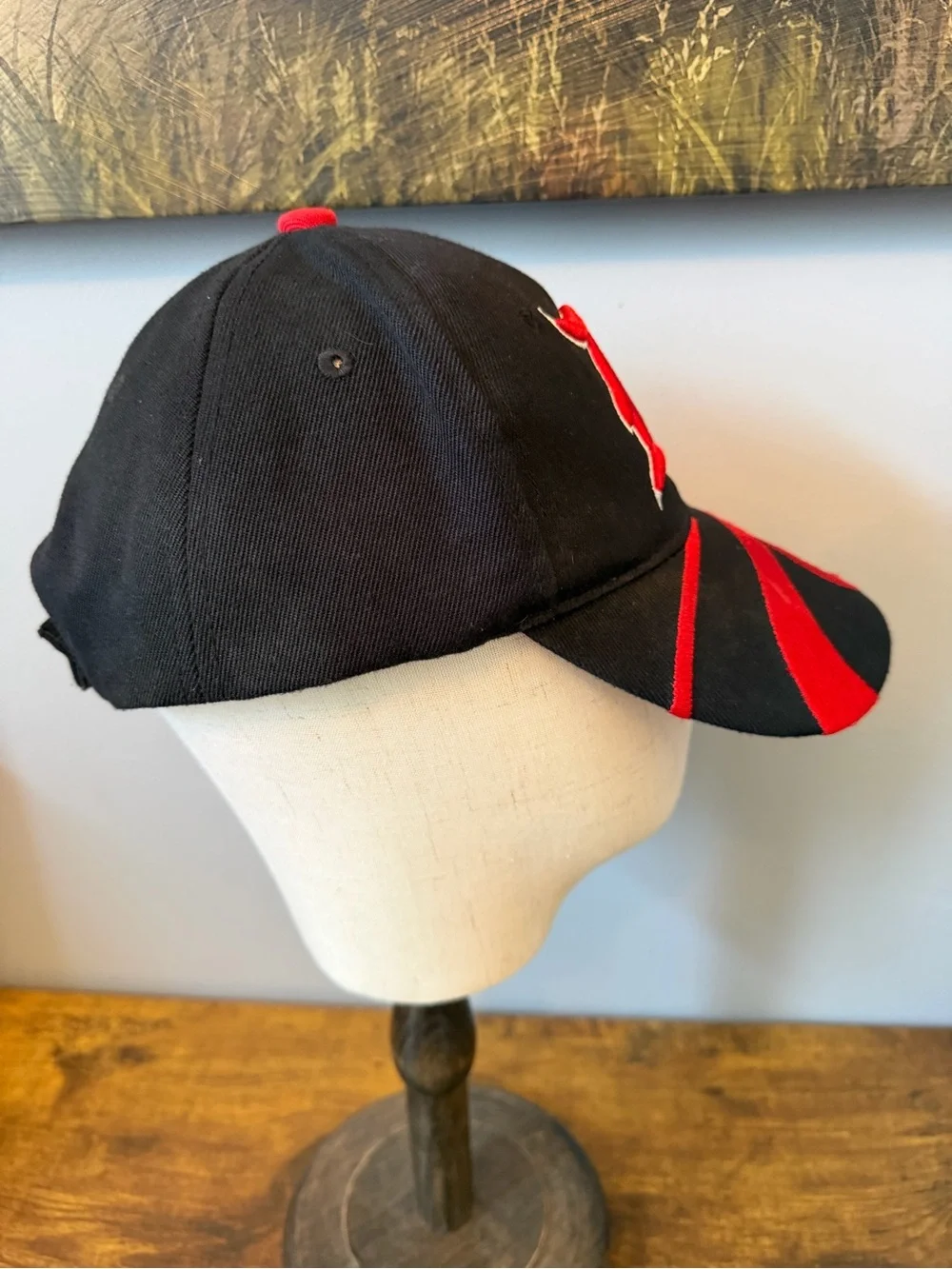 Detroit Tigers MLB Black Red Tiger Stripe Embroidered Bill Adjustable Hat Cap